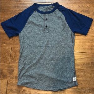 American Eagle 🦅 Henley